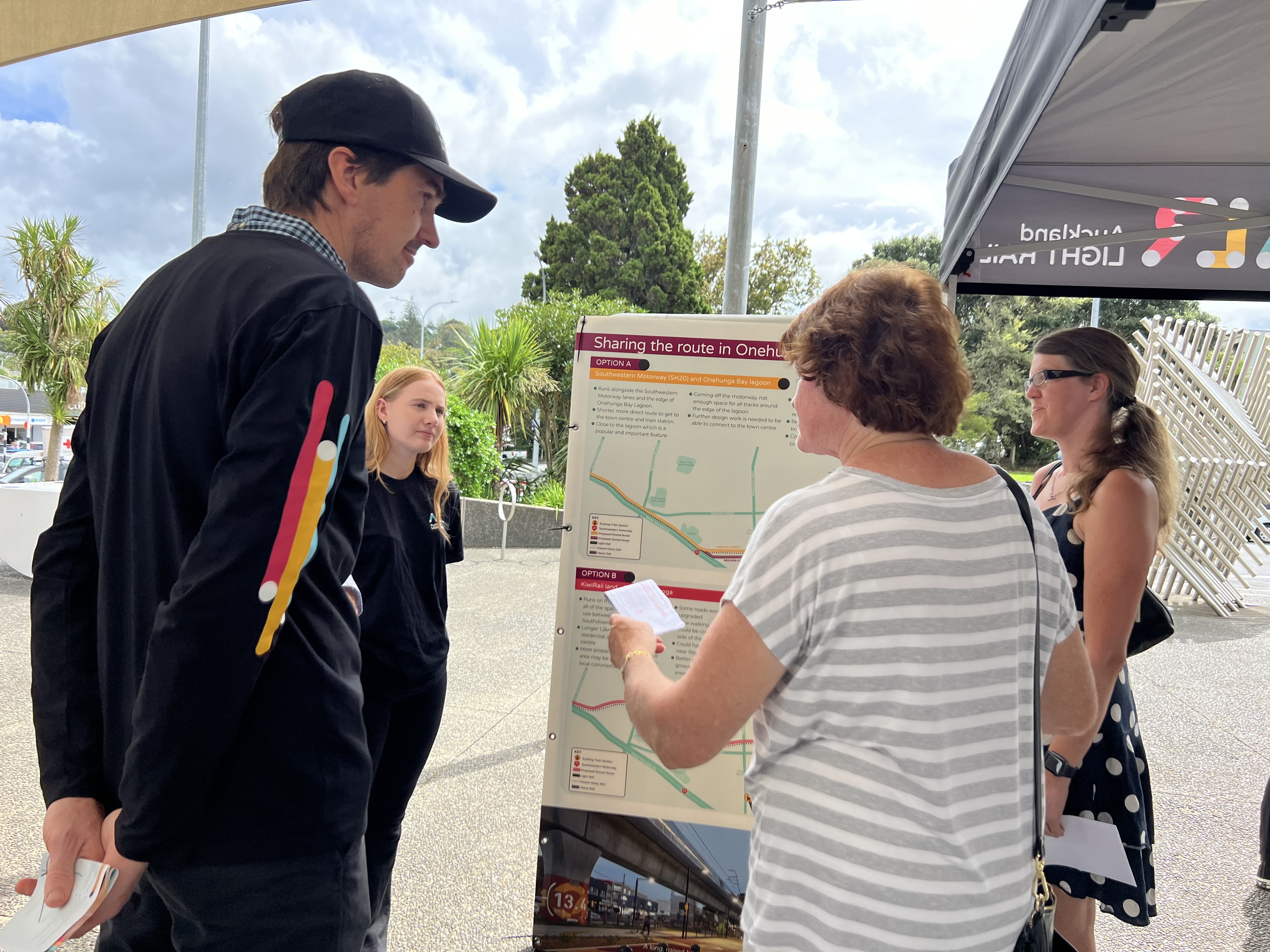 ALR team at Onehunga Library-0e4cd89d-5973-4720-9255-d076dda67238